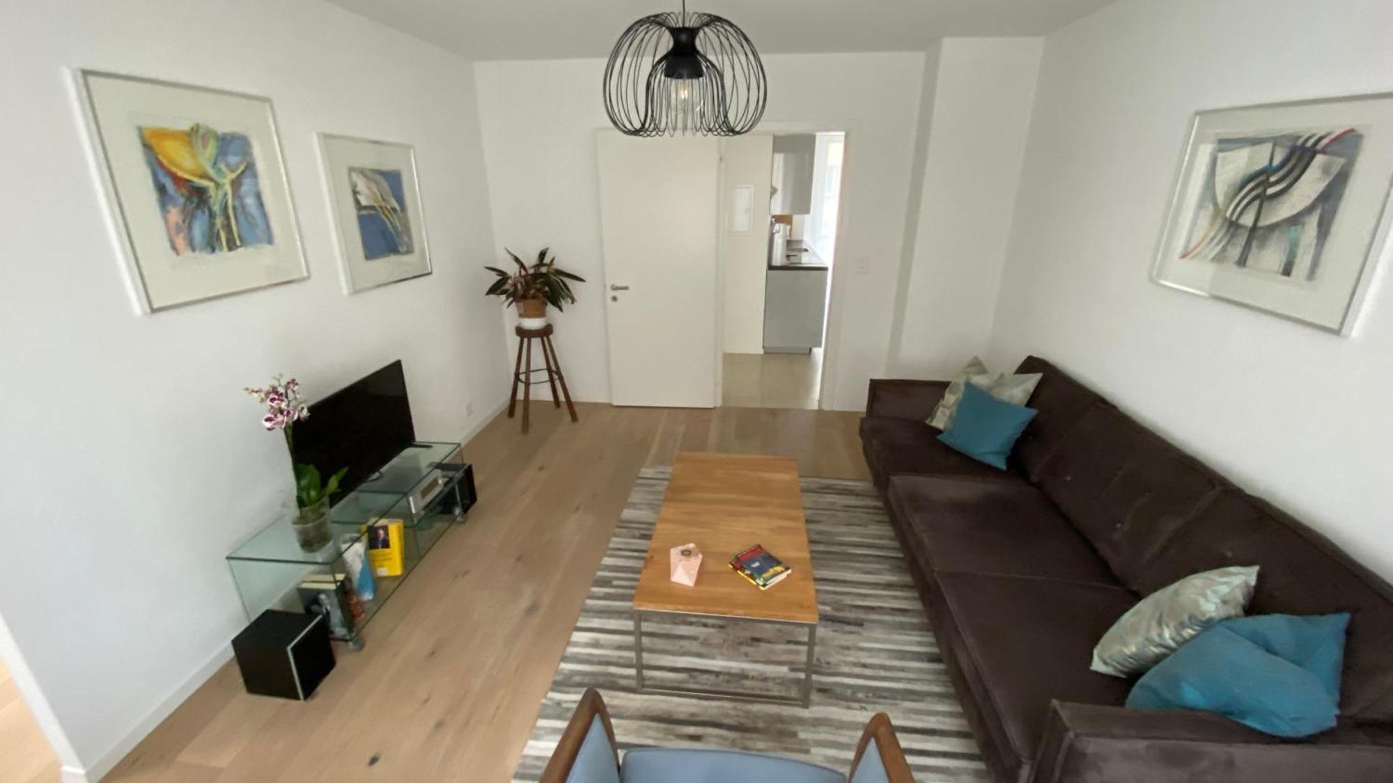 H1 With 4,5 Room, Bathroom, Kitchen, Central, Quiet & Modern With Office Zürich Kültér fotó